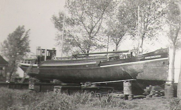 historisch binnenvaartschip